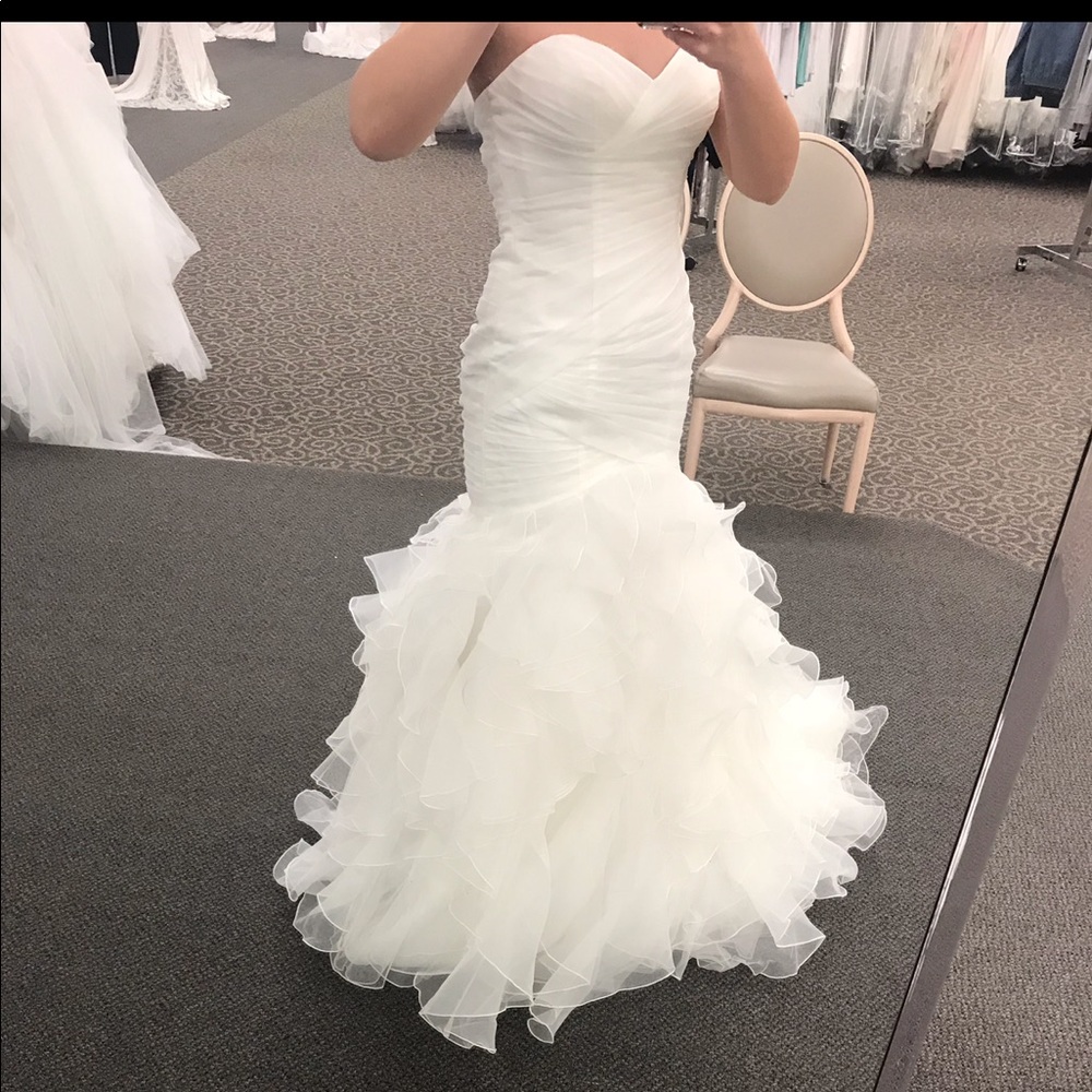 Wedding dress